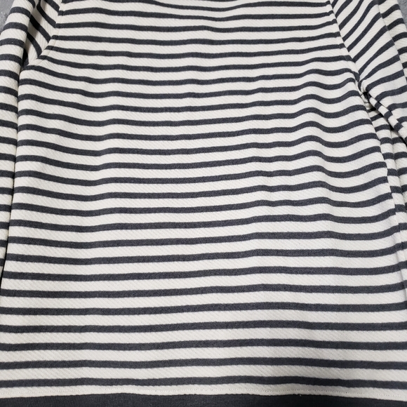 Cute Old Navy Knit Zip up Sweater - Picture 3 of 4